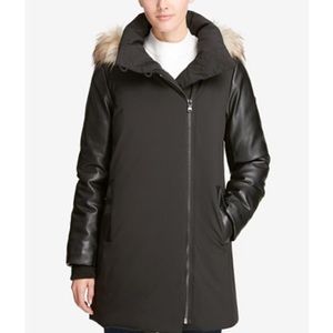 DKNY Hooded Puffer Coat: SUPER WARM! 😍